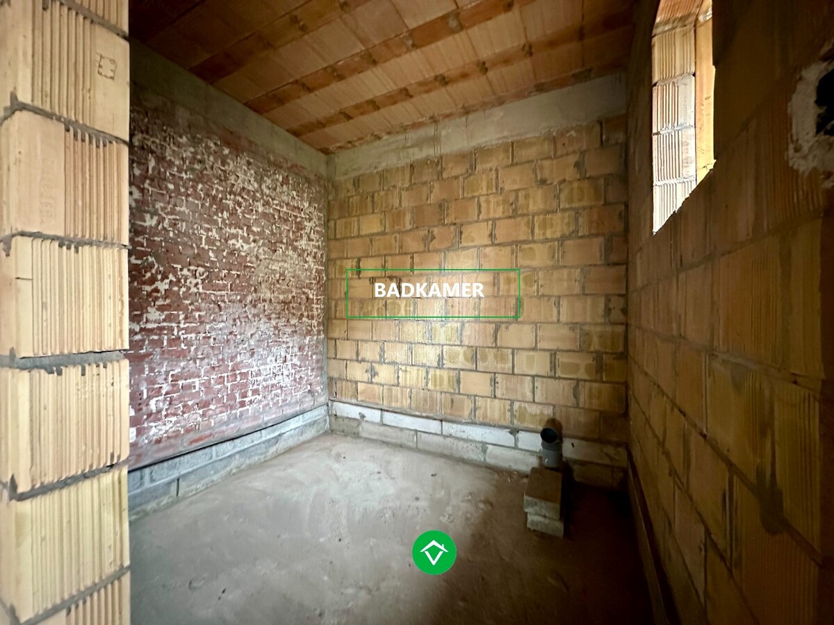 Woning met 4 slaapkamers te Eernegem 