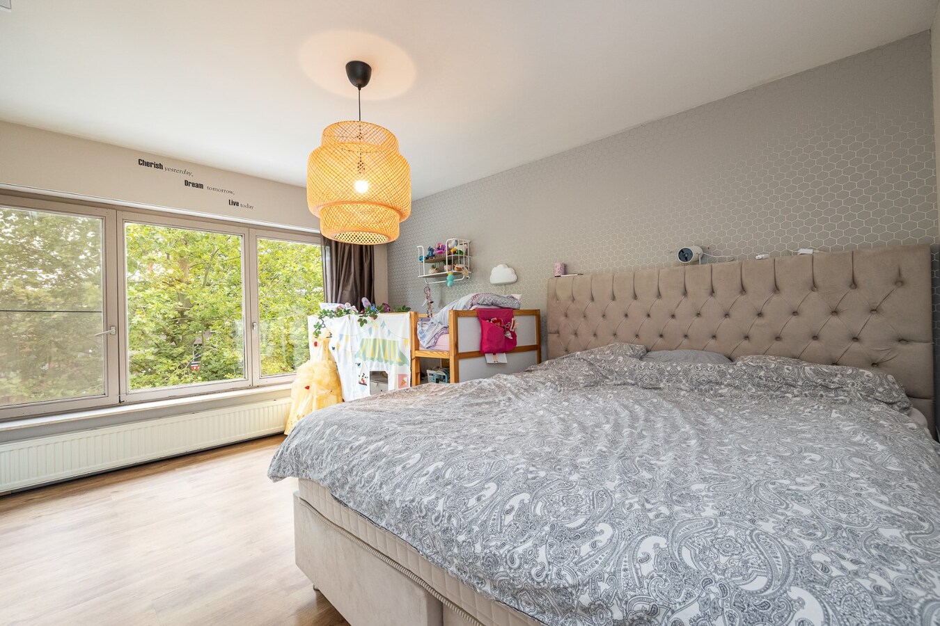 Prachtige woning 243 m² met 4 slaapkamers (met mogelijkheid tot kangoeroewoning) 