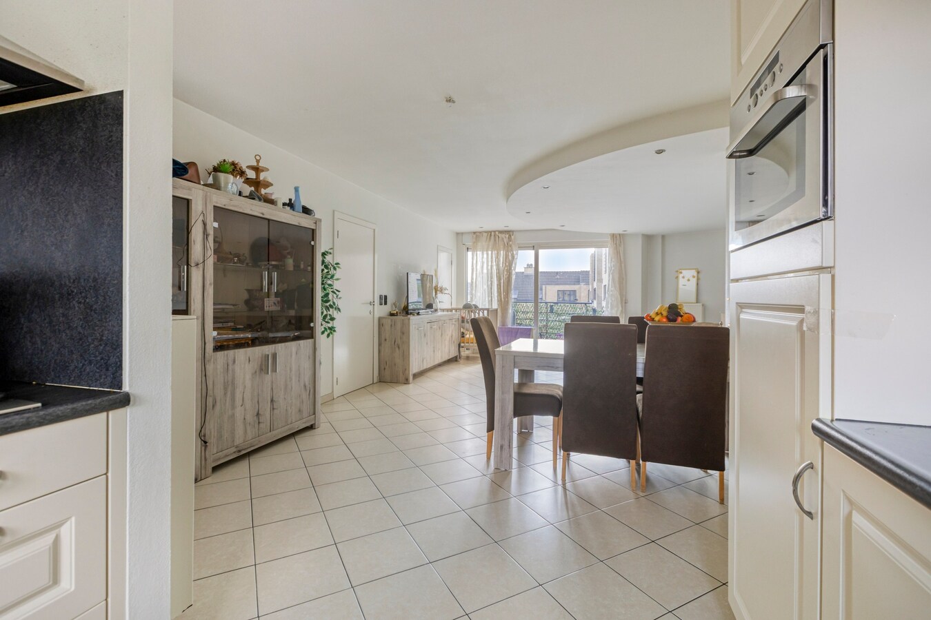 Centrum Dilsen: comfortabel appartement met terras en parking 