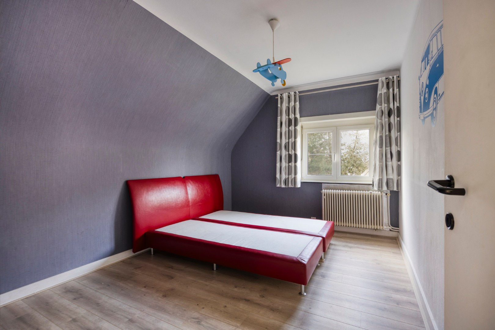 Charmante, instapklare gezinswoning met 4 slpk. op 18a 74ca in Lommel-Kerkhoven 