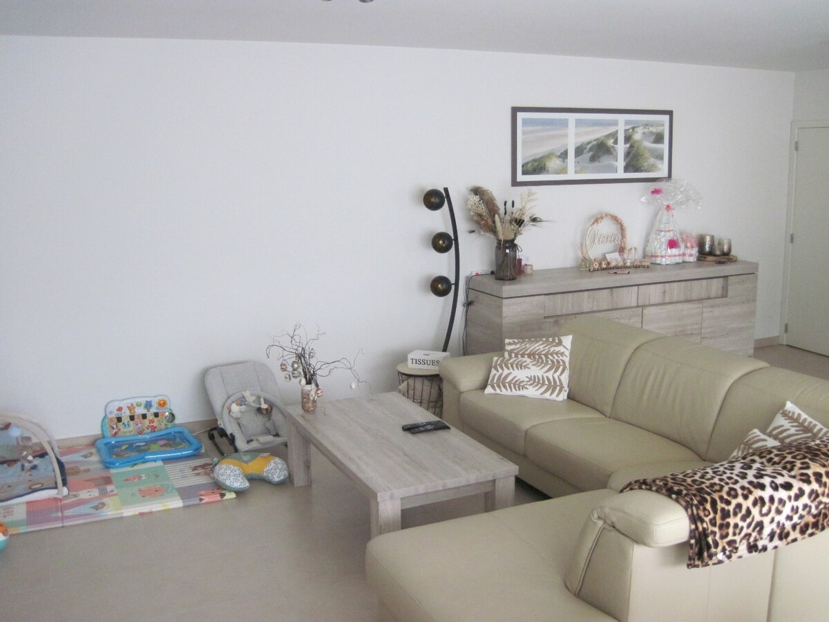 Ruim appartement met 2 terrassen. 