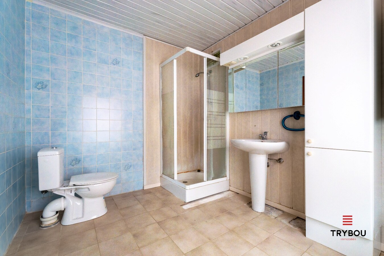 🏡 Te koop – te renoveren woning met veel potentieel in Houthulst 