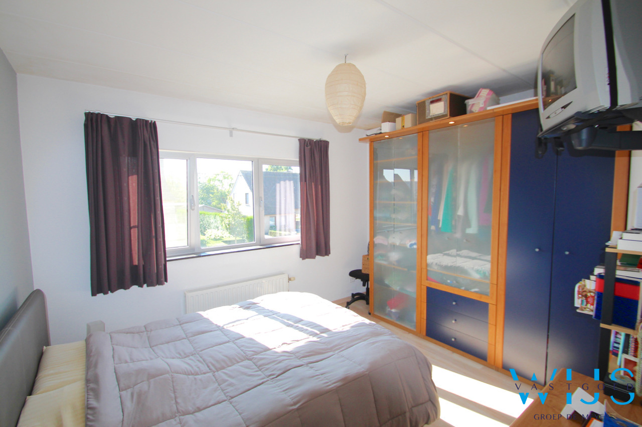 Verrassend ruim woonhuis op een TOPlocatie in ERTVELDE ! 