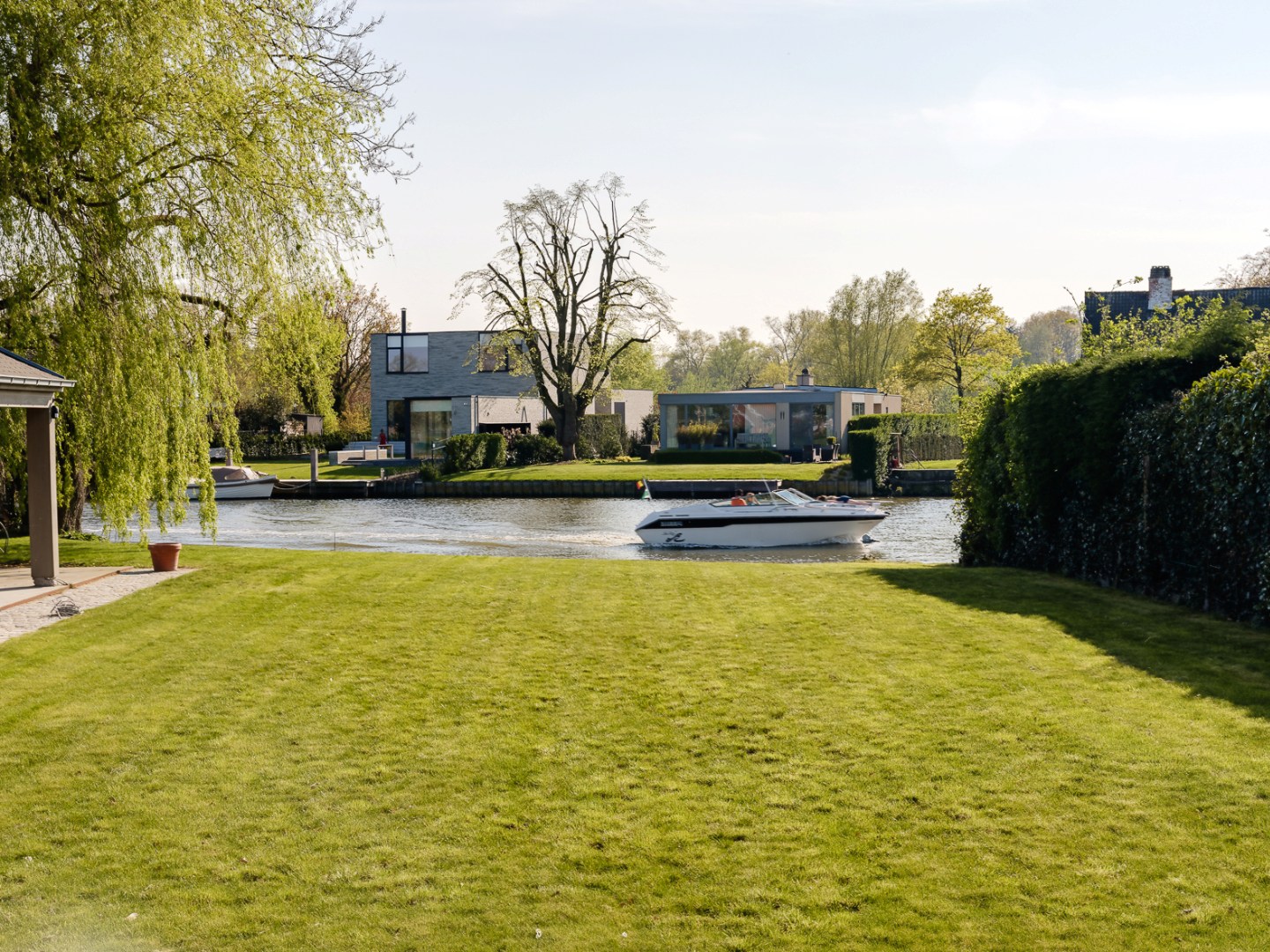 Exclusieve Franse manoir villa met bijhuis aan de Leie 