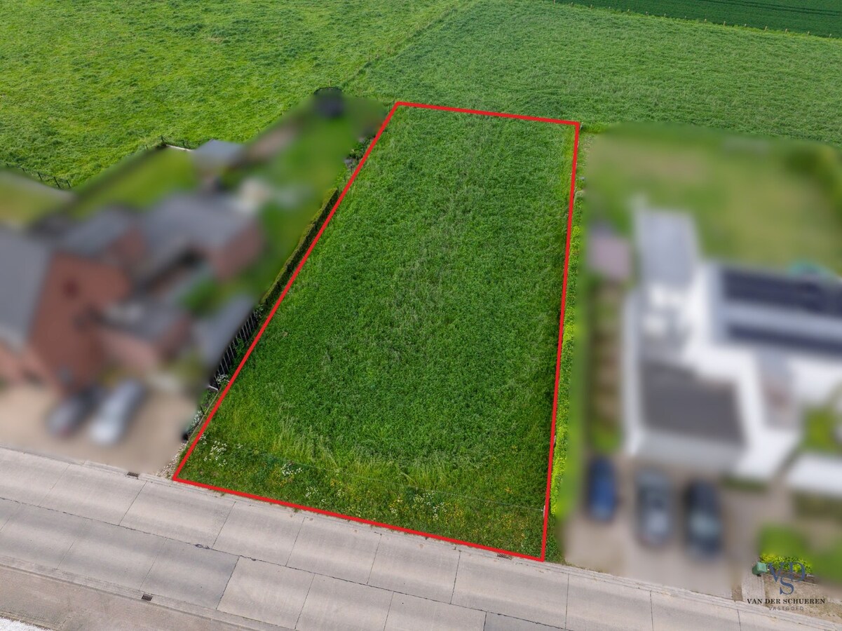 Bouwgrond voor open bebouwing in hartje Baaigem. 