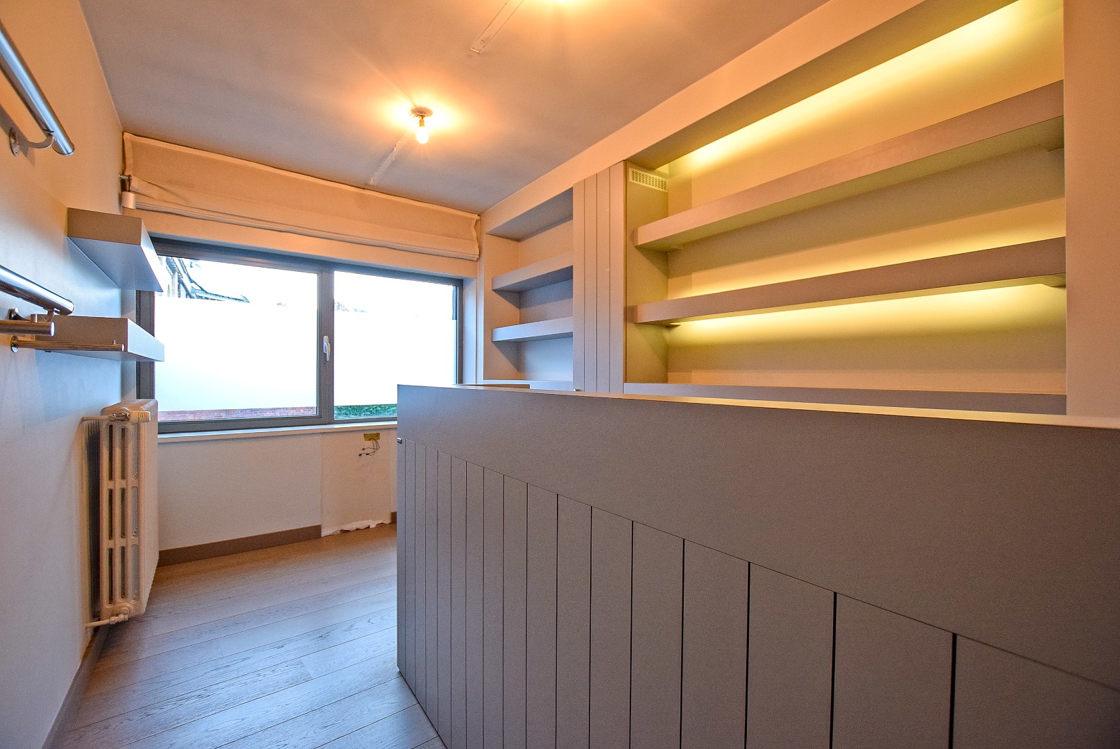 Instapklare eigendom met tal van mogelijkheden in hartje Poperinge. 