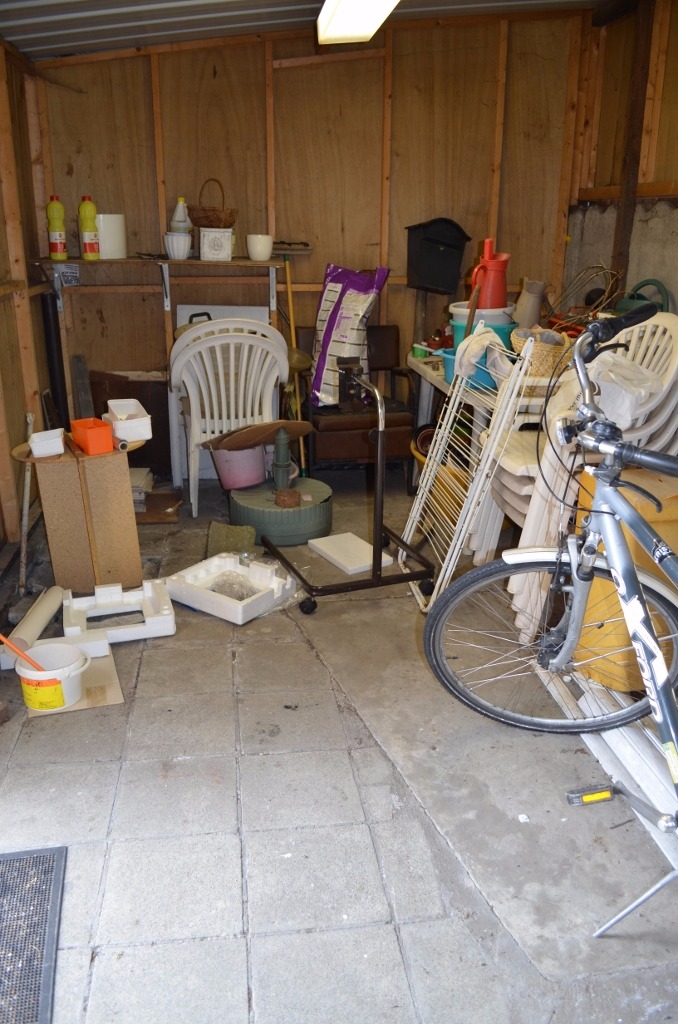 Te renoveren woning met garage nabij centrum Maldegem 