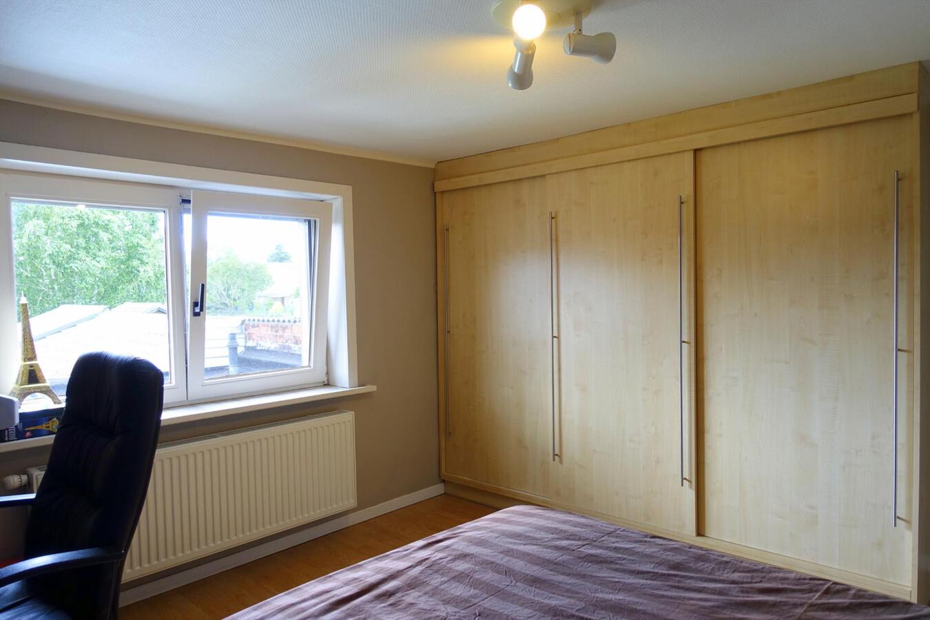 Verrassend ruime woning te Oudenburg 