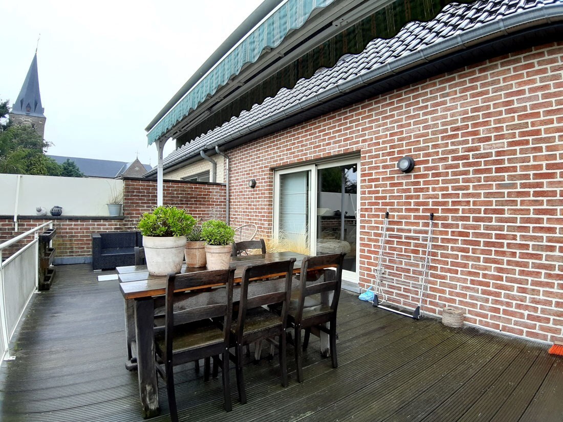 Duplex Appartement op 1ste en 2de verdieping te Helchteren 