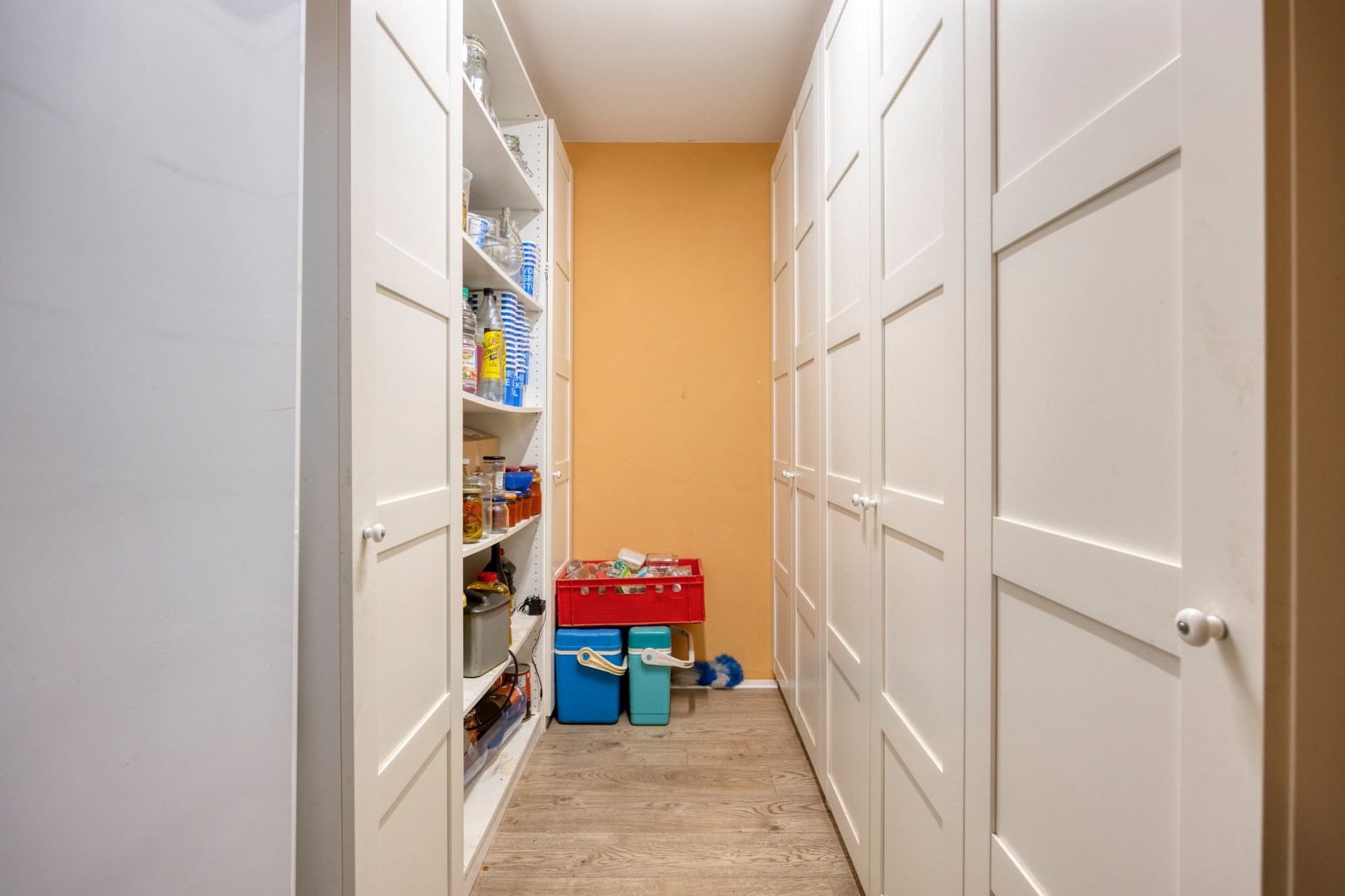 Ruime instapklare woning met 4 slpk. op perceel van 61a 2ca in Mol 