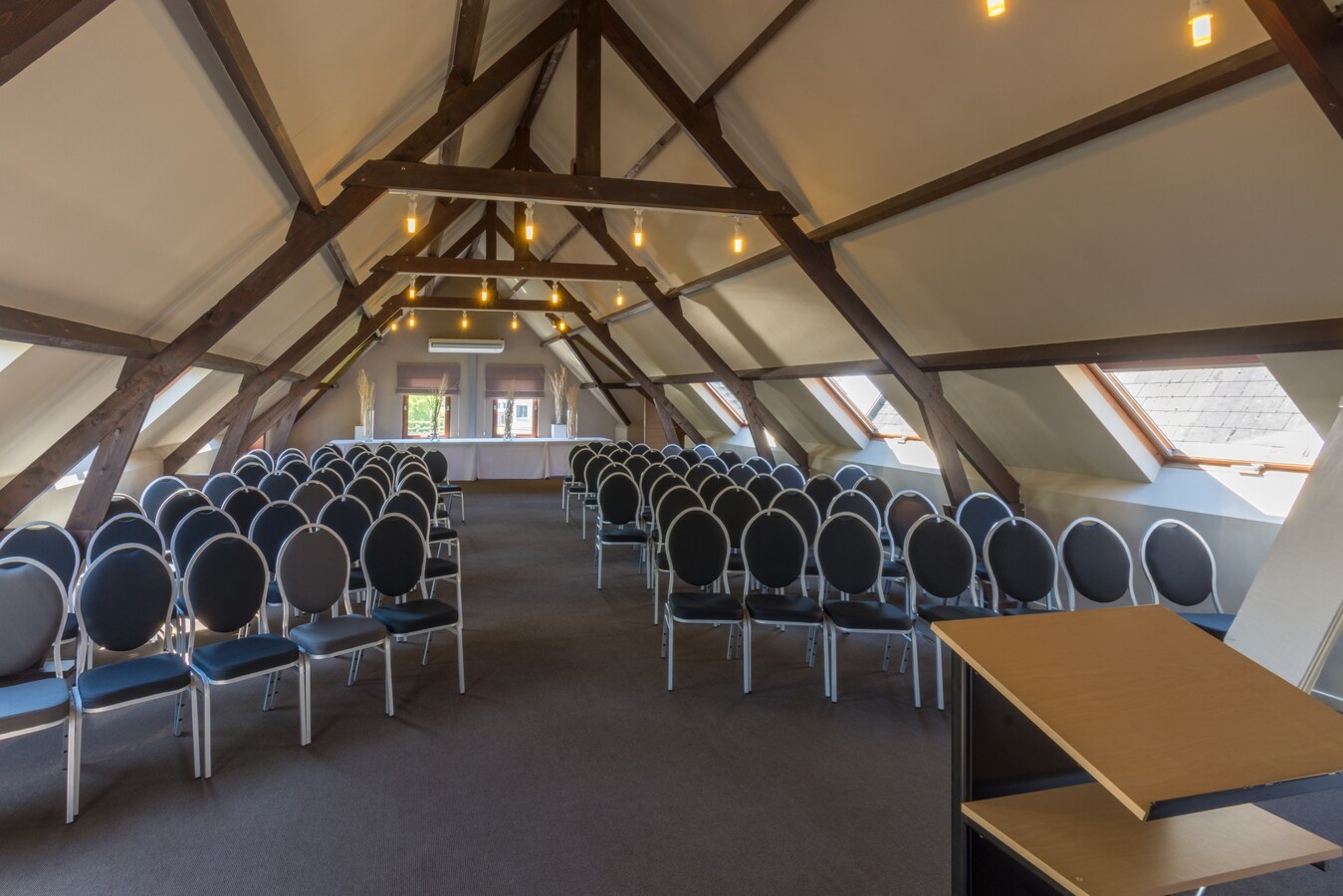 Multifunctioneel en prestigieus kasteeldomein "Kasteel van Saffelaere" 