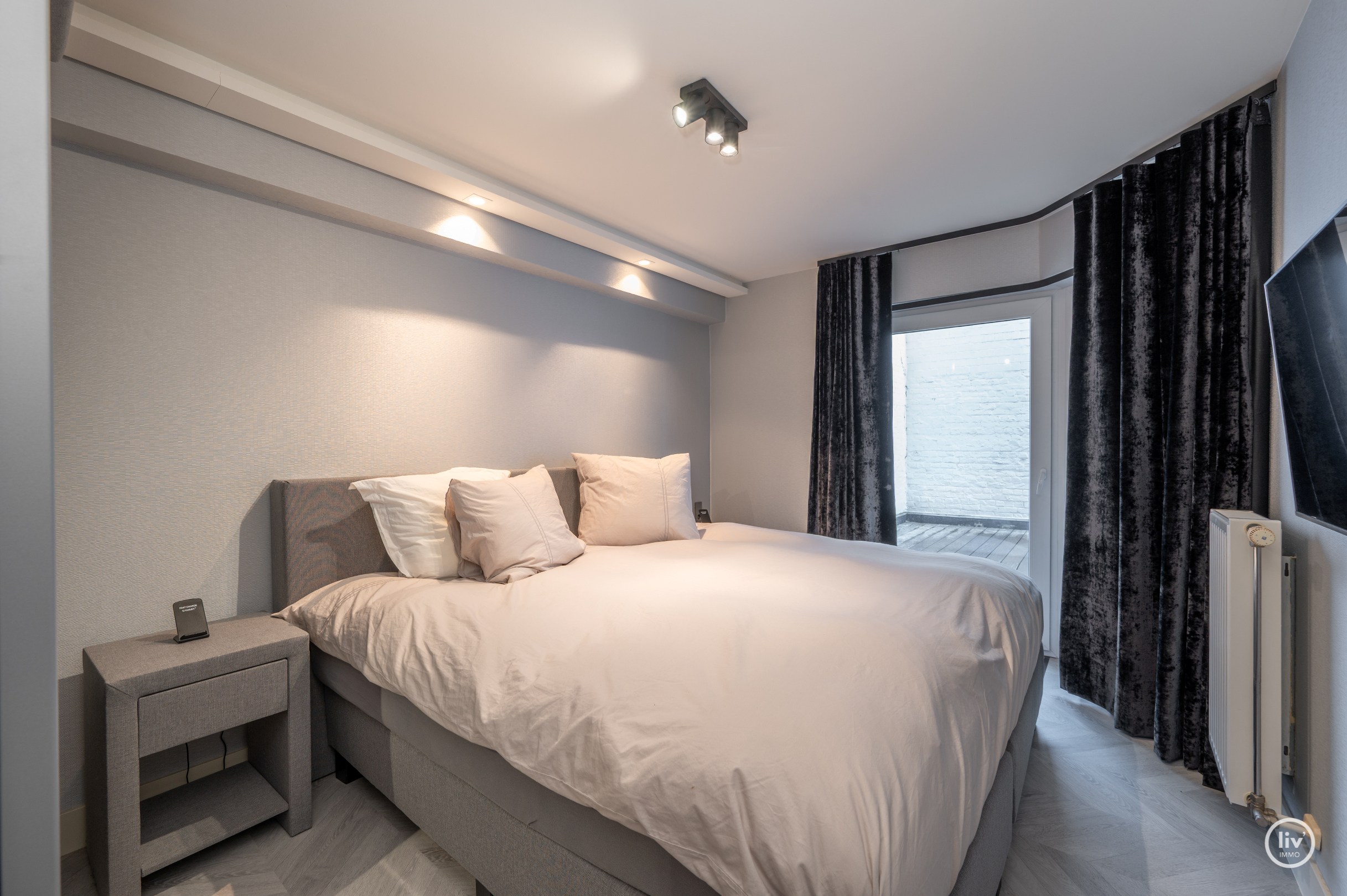 Appartement confortable avec deux chambres et possibilité de stationnement devant l'appartement. 