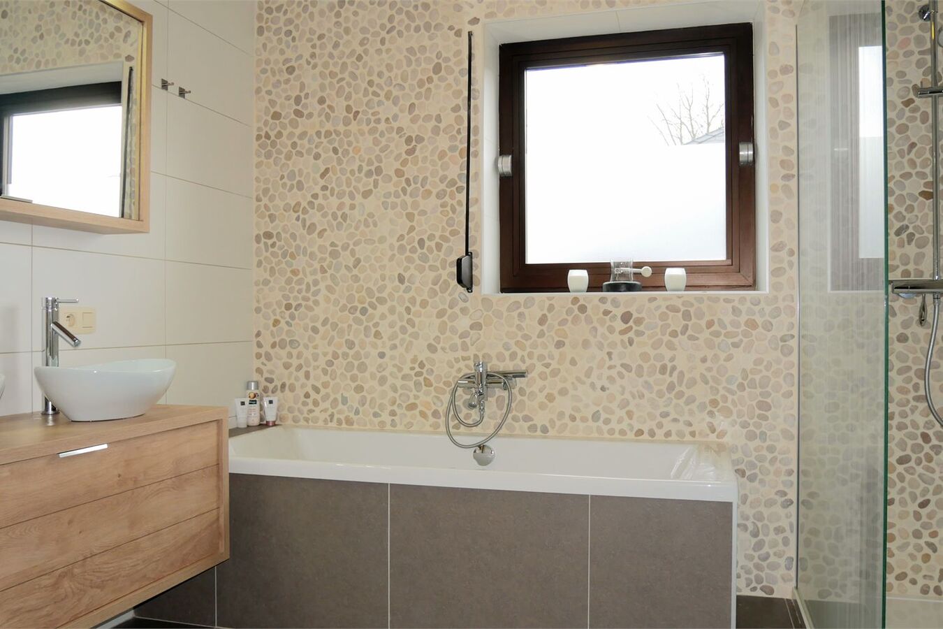 Comfortabele, energiezuinige bungalow op 897 m². 