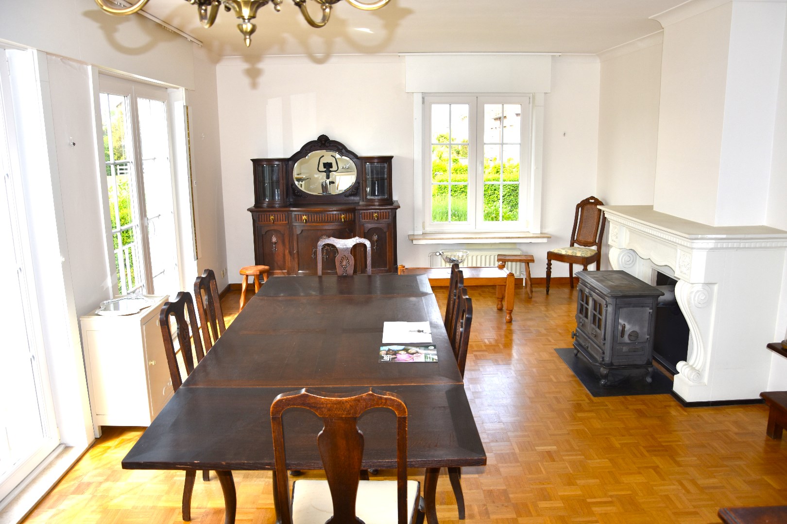 Ruim en lichtrijk  appartement met 2 slaapkamers. 