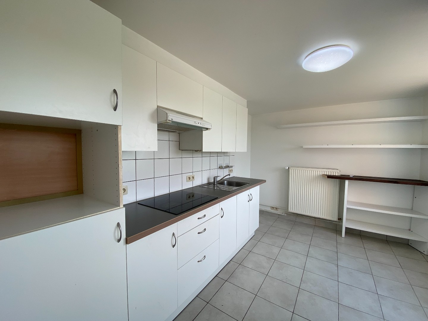 Ruime comfortabele halfopen woning met tuin en landelijk uitzicht! 