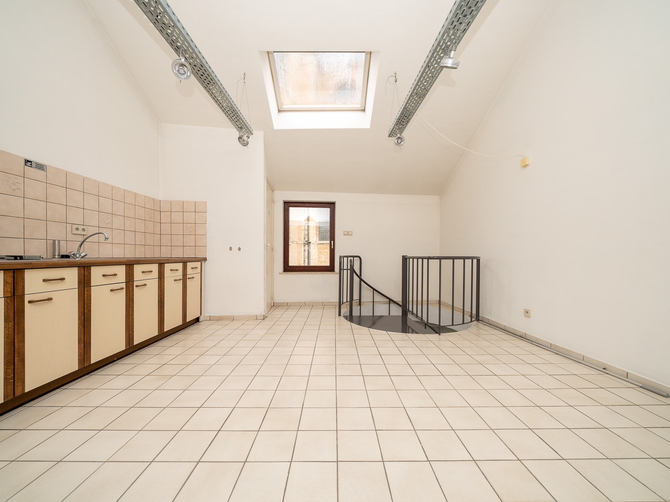 Handelspand in het bruisende centrum 