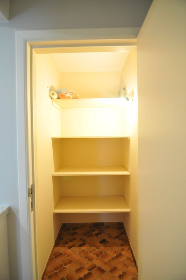 Ruim appartement 3 slaapkamers en garage 