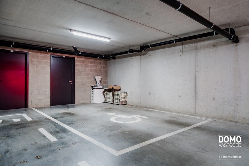 Exclusief appartement met uniek uitzicht te Alken. Inclusief 3 parkeerplaatsen en ruime kelderberging. 