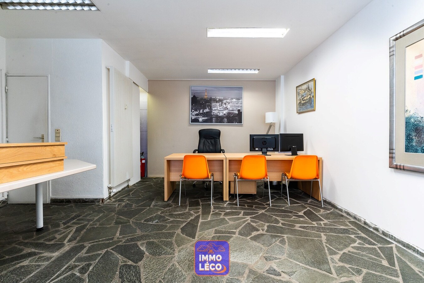 Espace professionnel/Bureaux de +- 50m², en plein centre-ville ! 