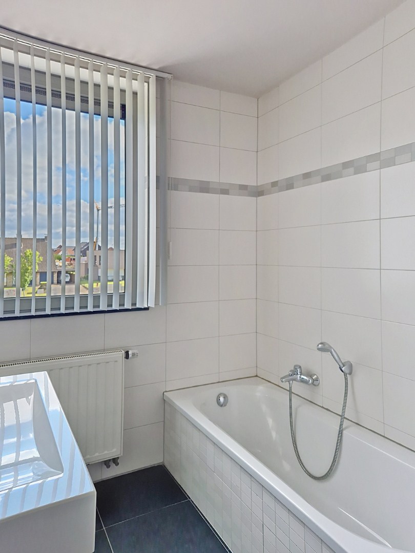 Appartement met 2 slpks en garage 