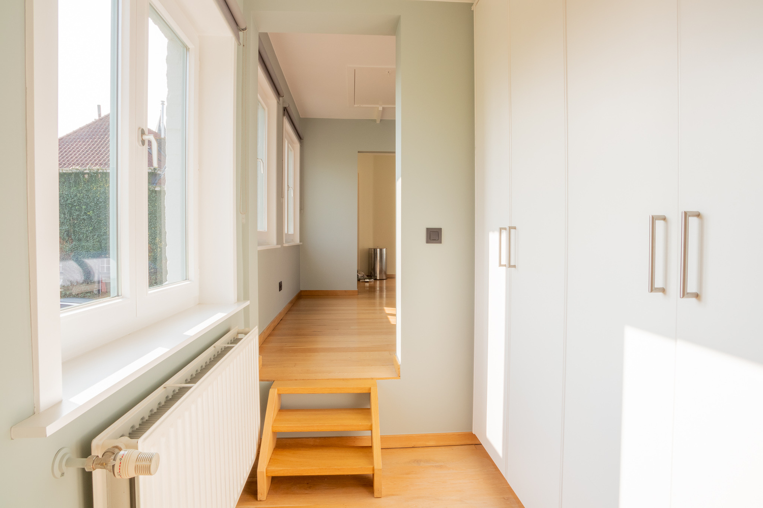 Subliem gelegen en knap gerenoveerd huis in het Sint-Annakwartier 