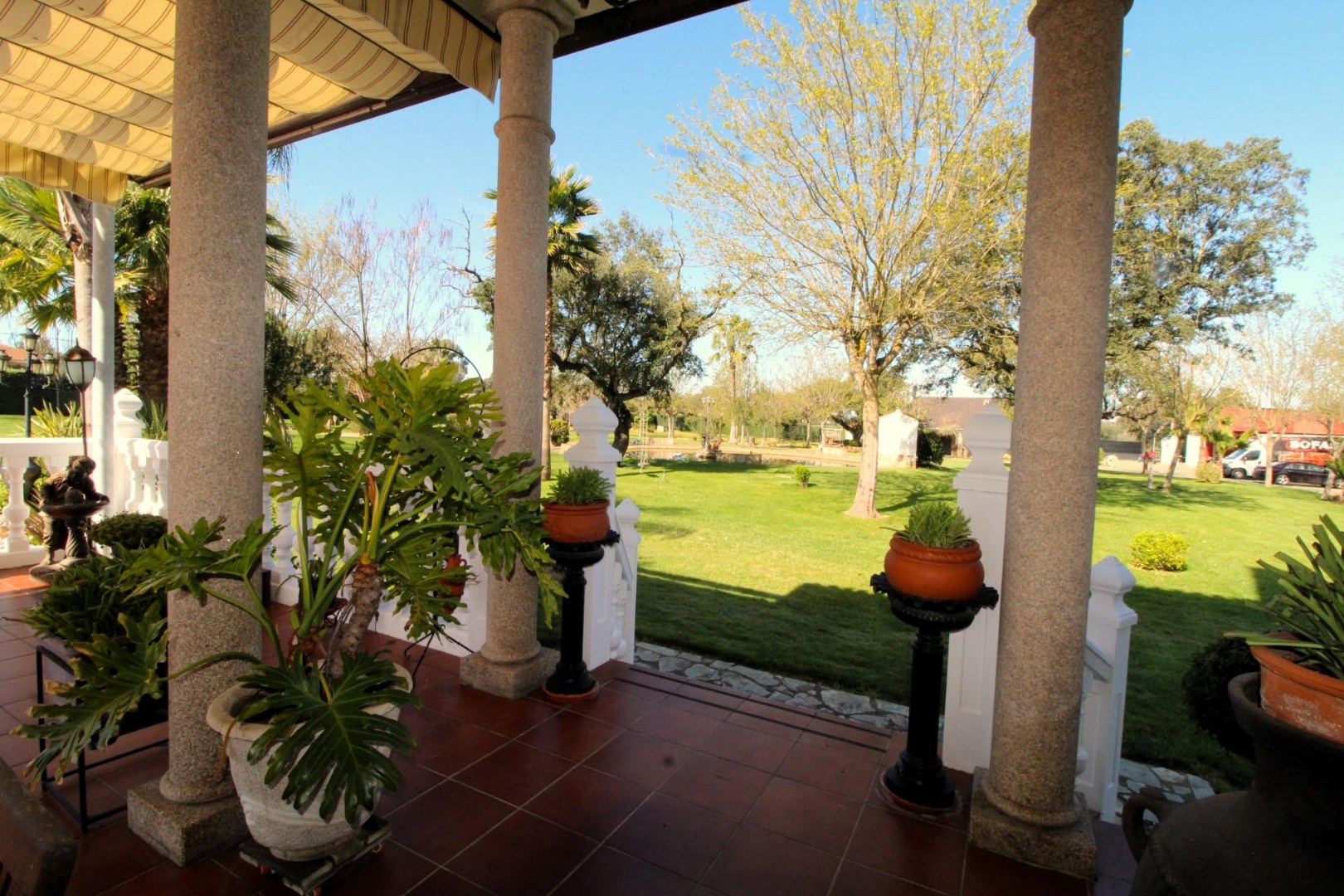 Villa te koop in Badajoz