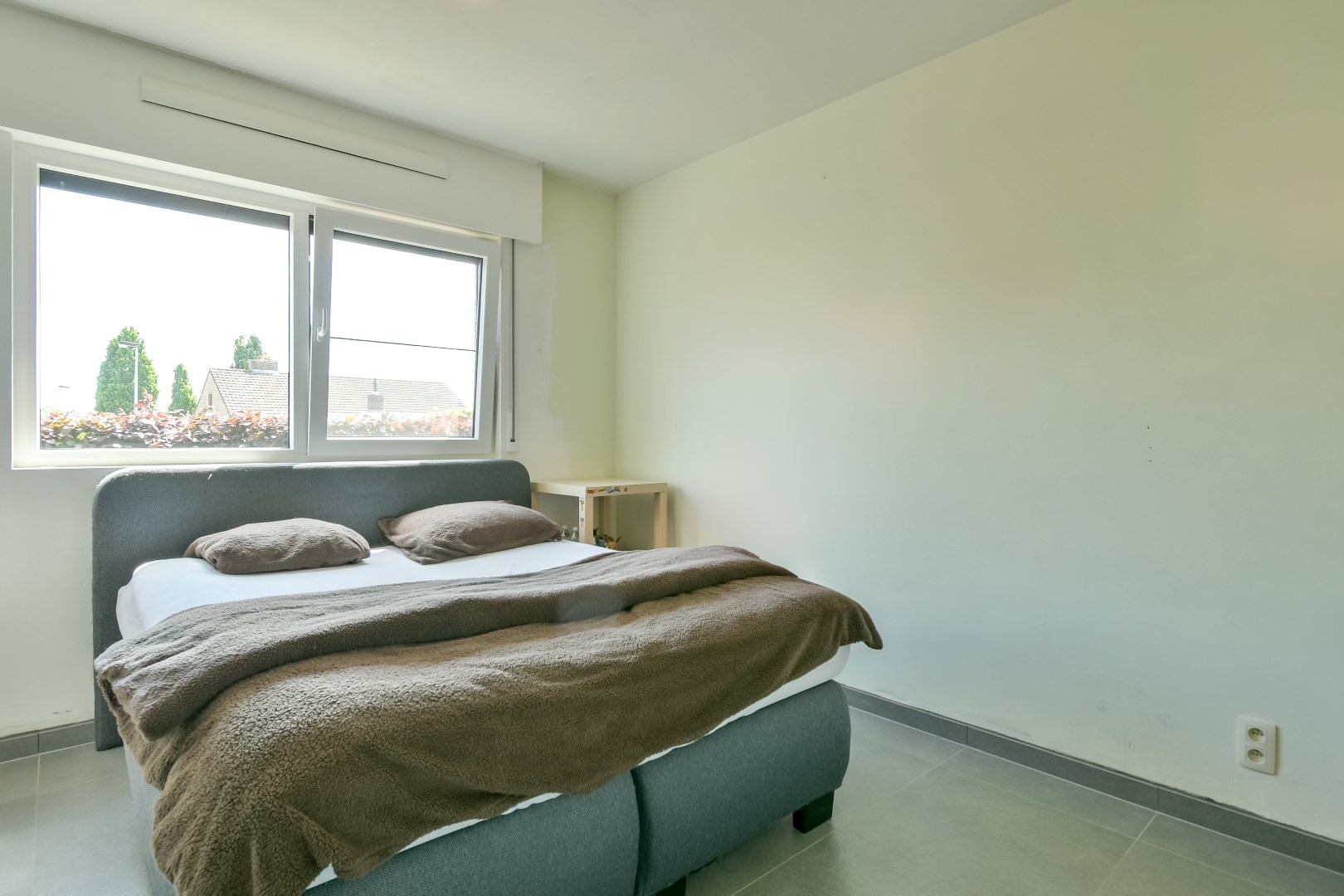 Licht en ruim wonen in Hooglede: instapklare woning! 