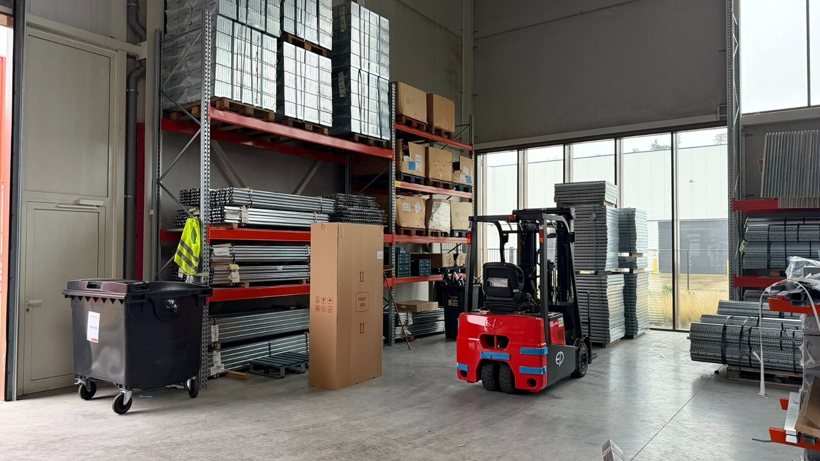 Instapklare KMO-unit op strategische locatie 