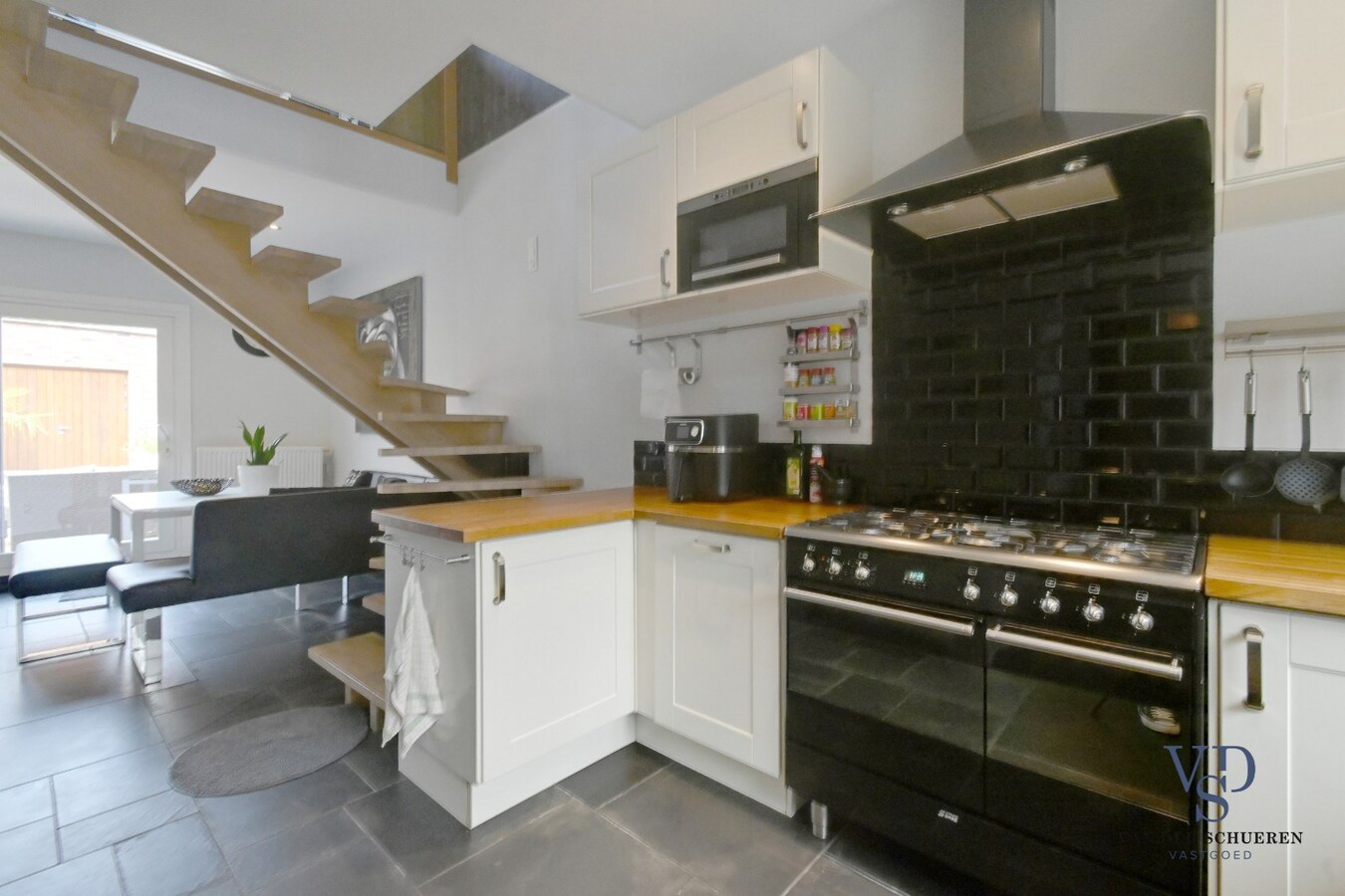 Charmante woning, centrum Gavere 