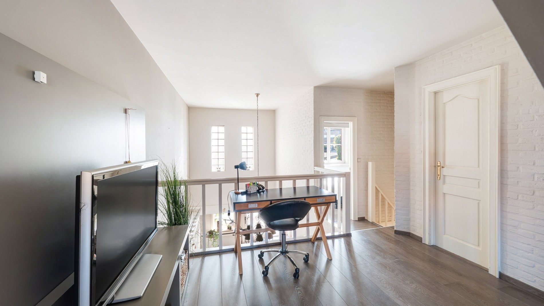 Maison familiale prête à emménager à distance de marche de la gare et de la digue de Heist (avec possibilité d'acheter un garage attenant) 