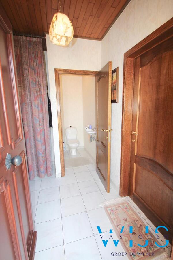 Gezellige goed onderhouden bungalow op een mooi perceel 