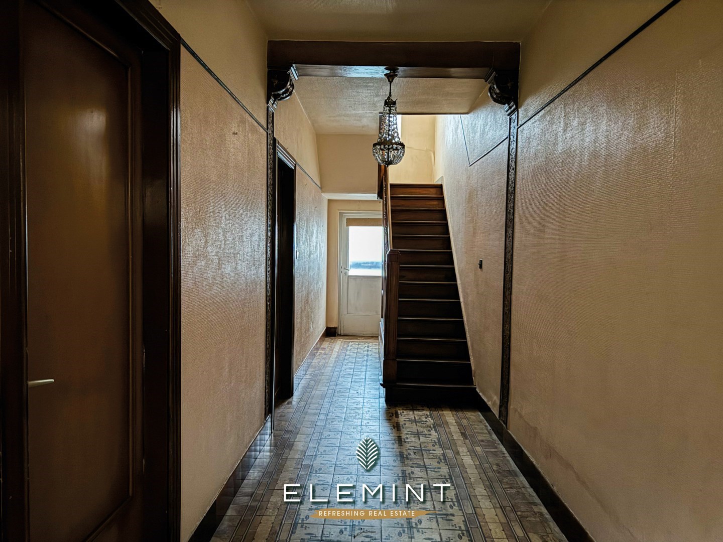 Te renoveren woning in het centrum van Heule op een perceel van 290 m² 