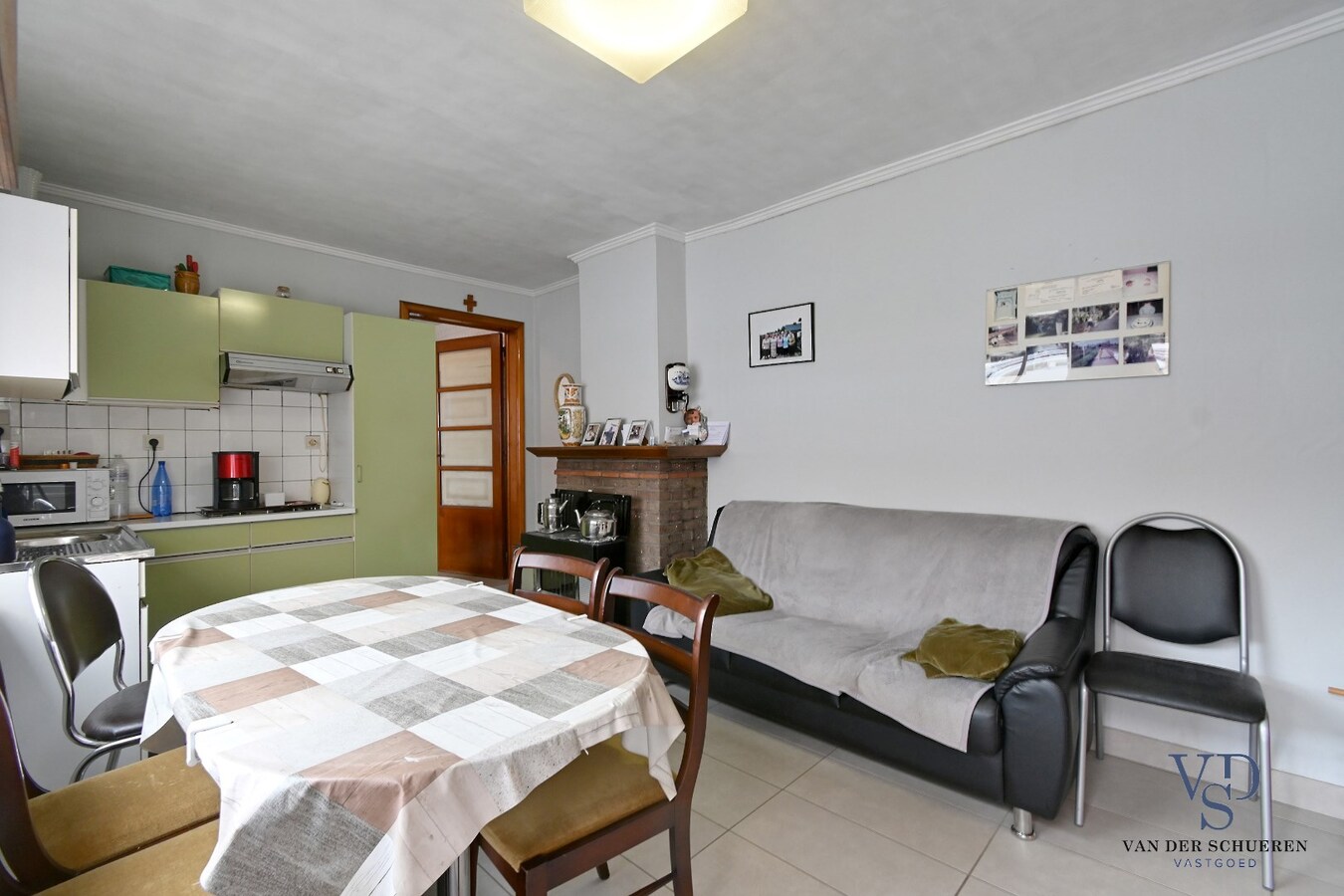 Degelijke Half Open Bebouwing. 