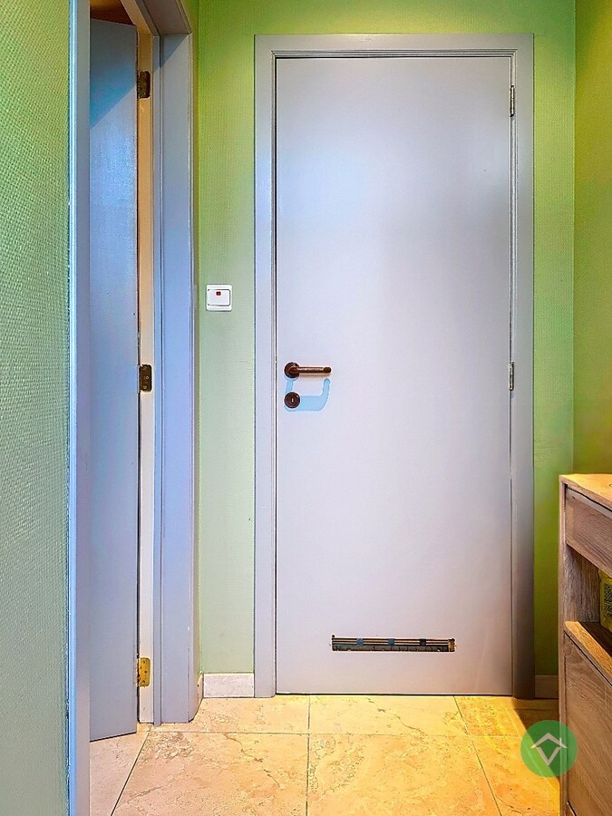 Woning met 4 slaapkamers en garage te Gistel 