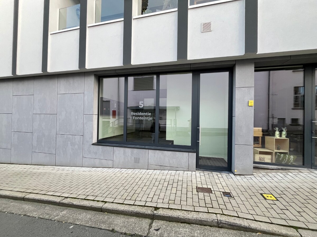 2 slpk-appartement incl. ondergrondse staanplaats ! 