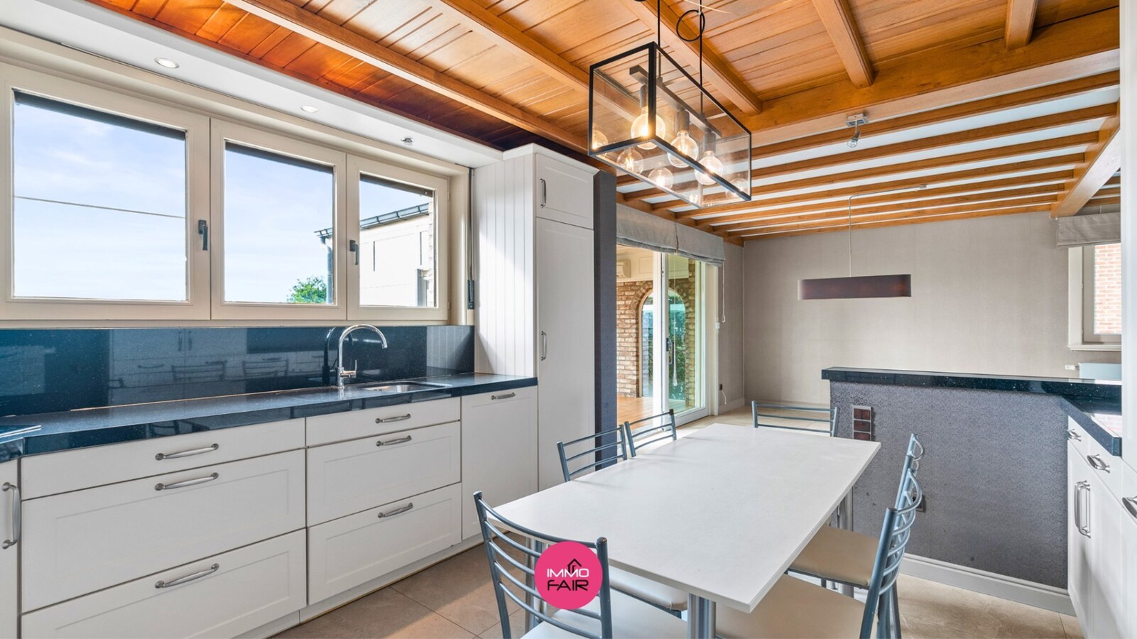 Woning met 5 slaapkamers op 15 minuutjes van Maastricht! 