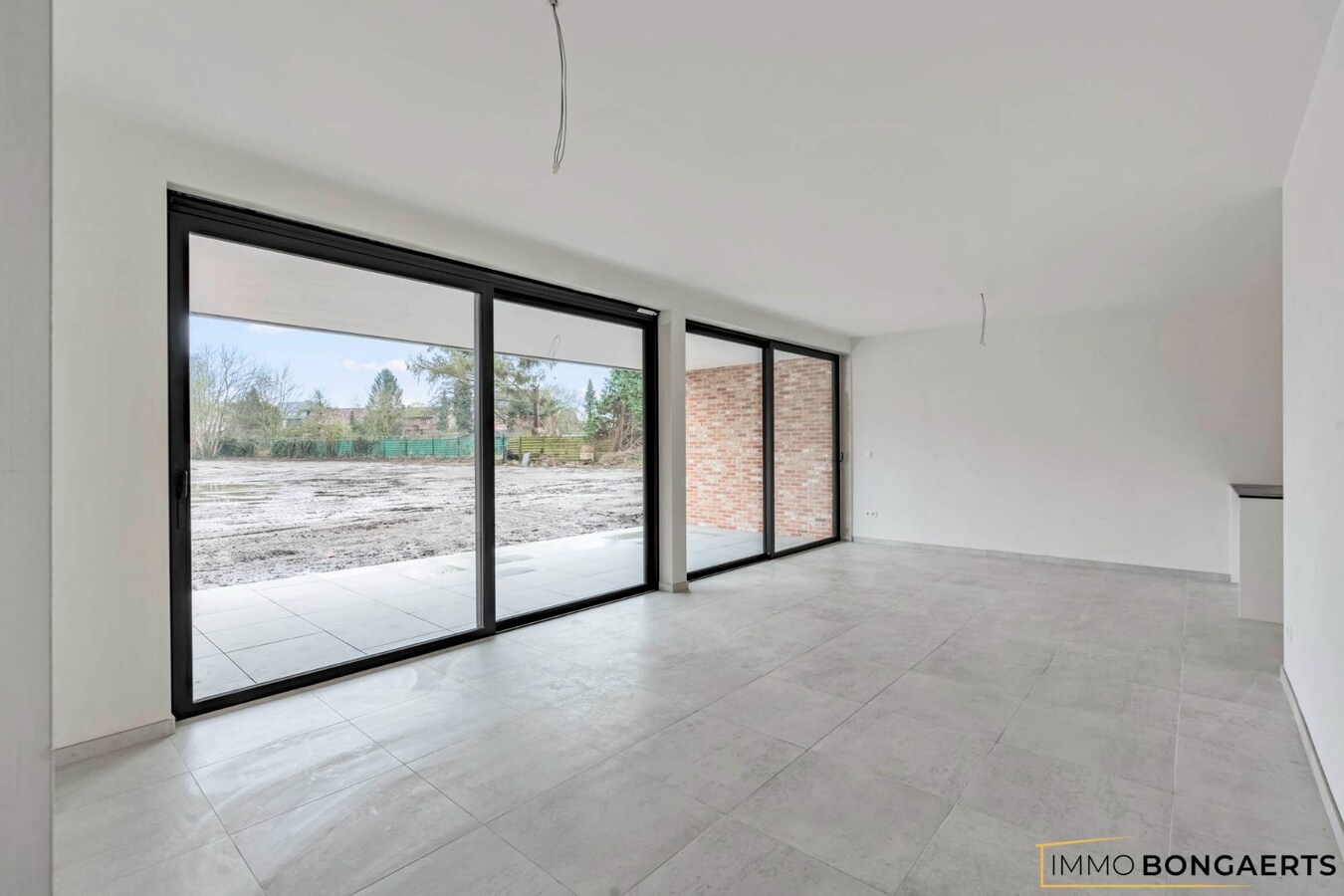 Gelijkvloers nieuwbouwappartement met 3 slaapkamers 