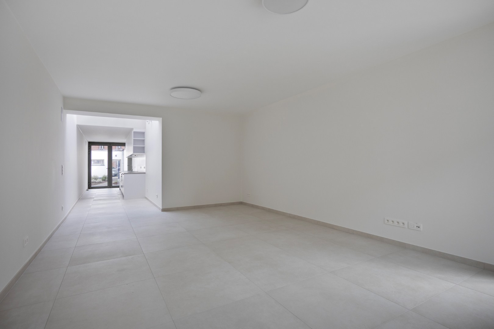 Parel met garage en stadstuin te huur in het centrum van Geel 