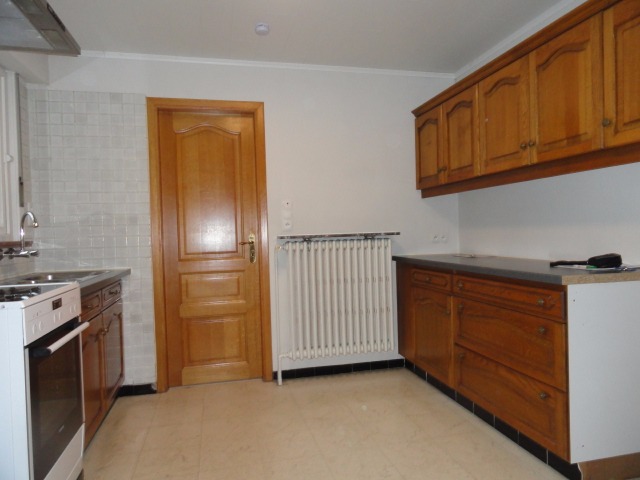 Sint-Andries: Ruime HOB met 2 slaapkamers 