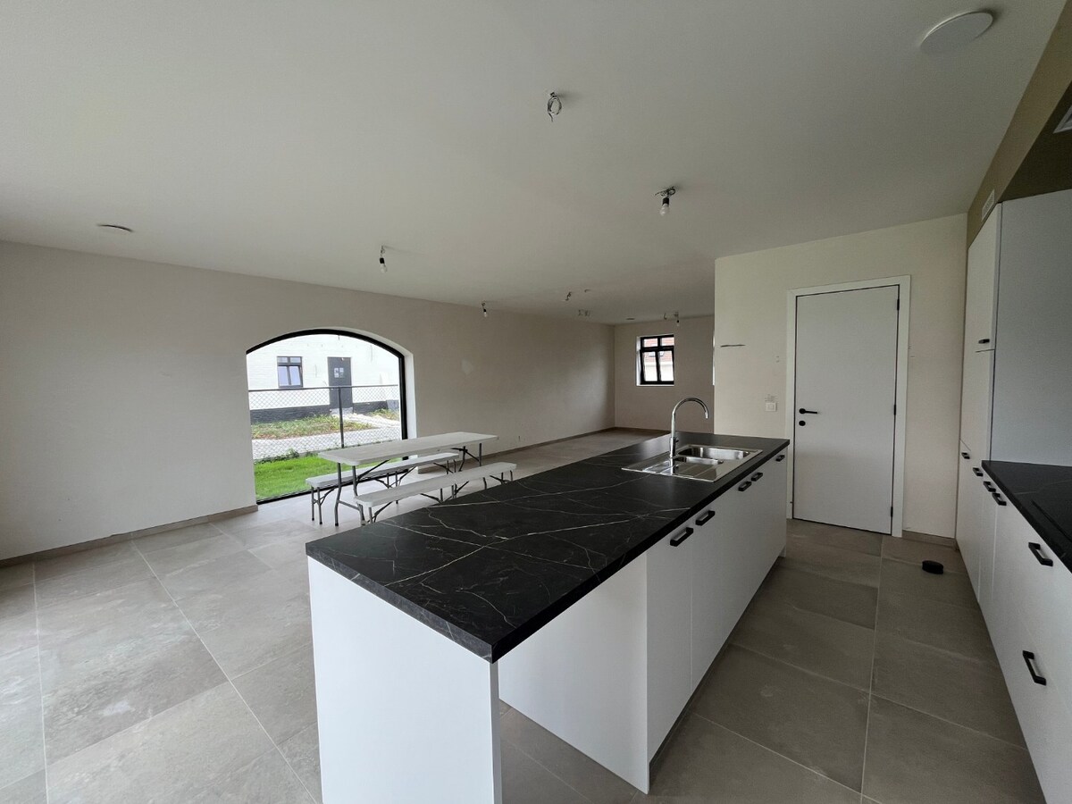 Nieuwbouwwoning in hoevestijl 