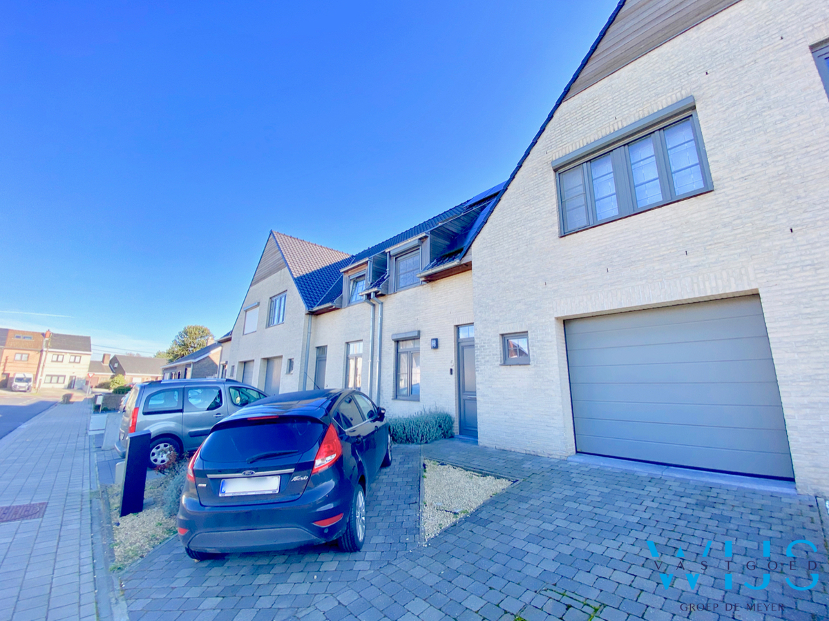 Instapklare woning met 4 slaapkamers ! 