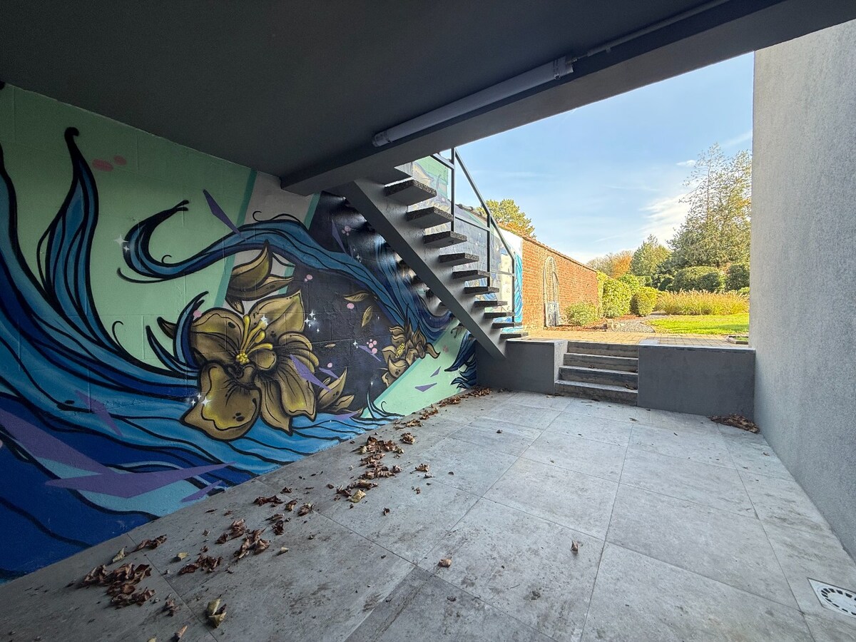 Maison de maître avec 5 chambres et jardin, idéale pour profession libérale ! 