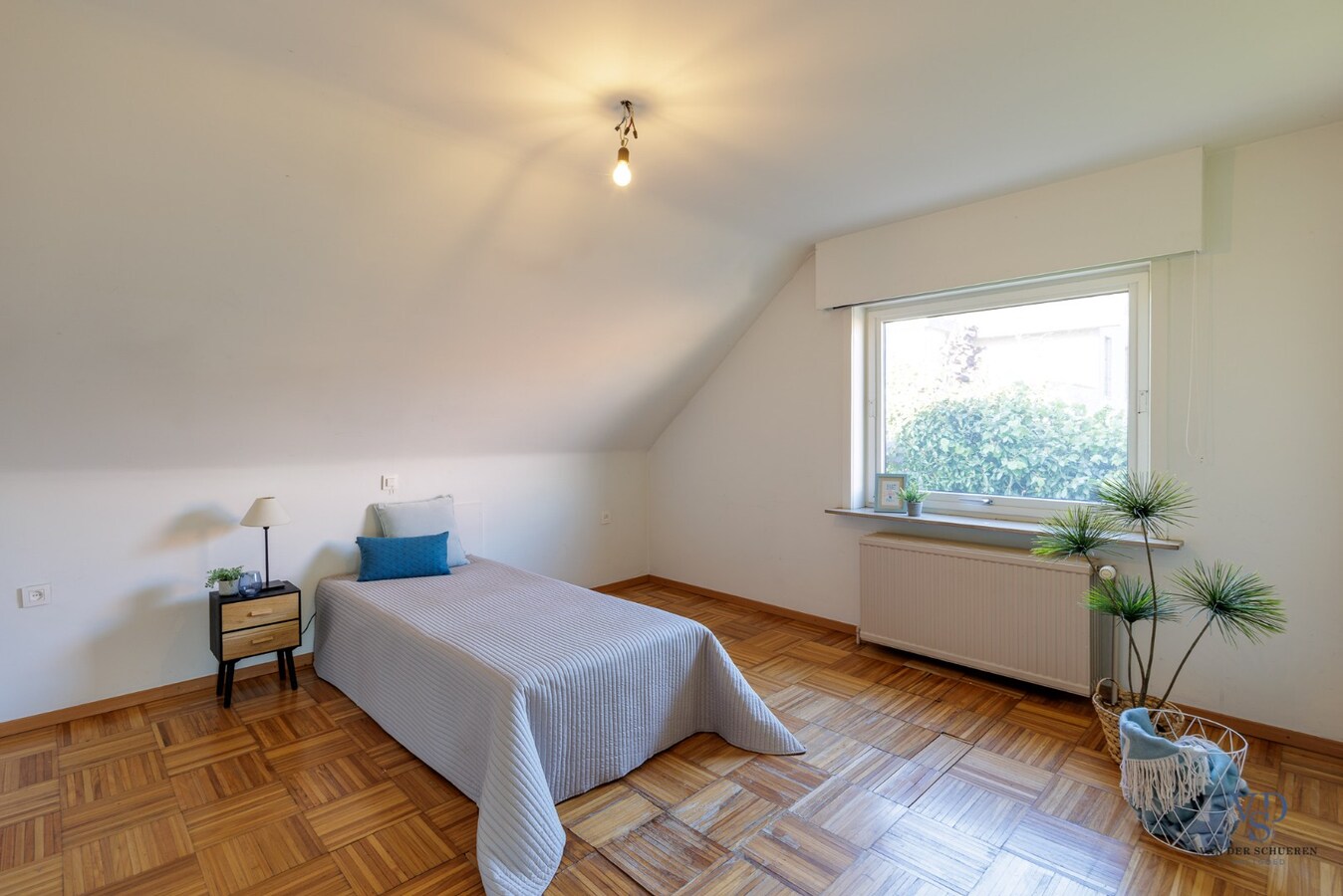 Tijdloze villa met zicht op groen. 