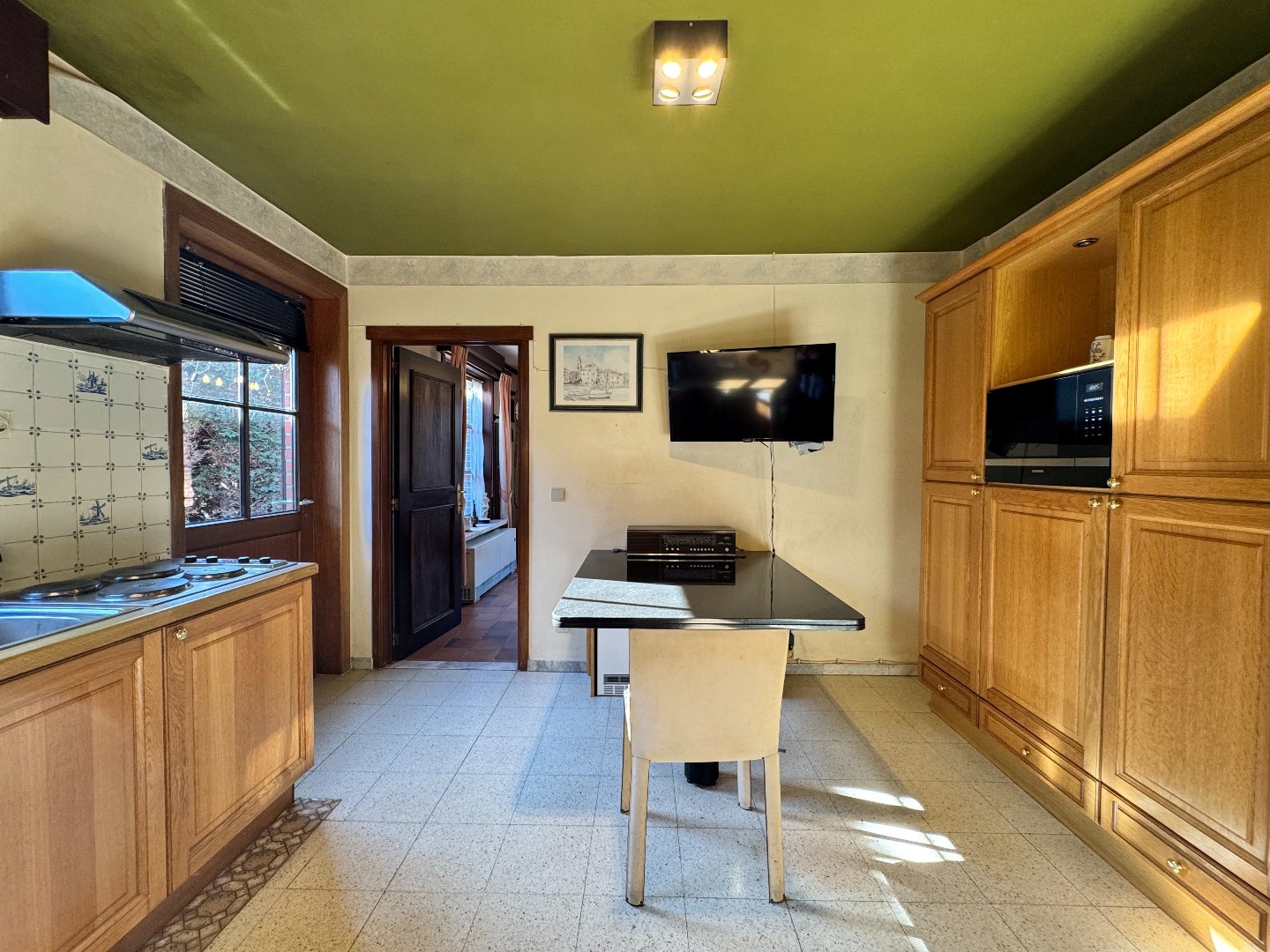 Charmante woning met garage en tuin op 963 m² te Zulte 