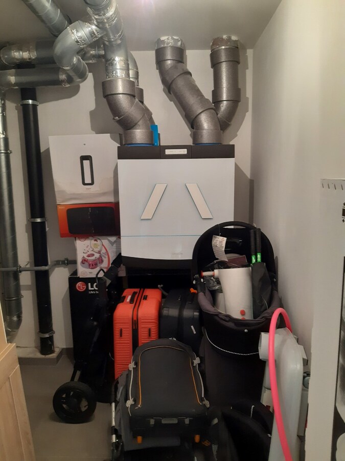 Half open (160 m²) met zonnepanelen ! 