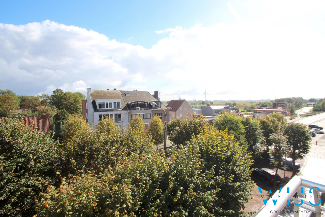 Ruim 3 slaapkamer appartement CENTRUM ERTVELDE 