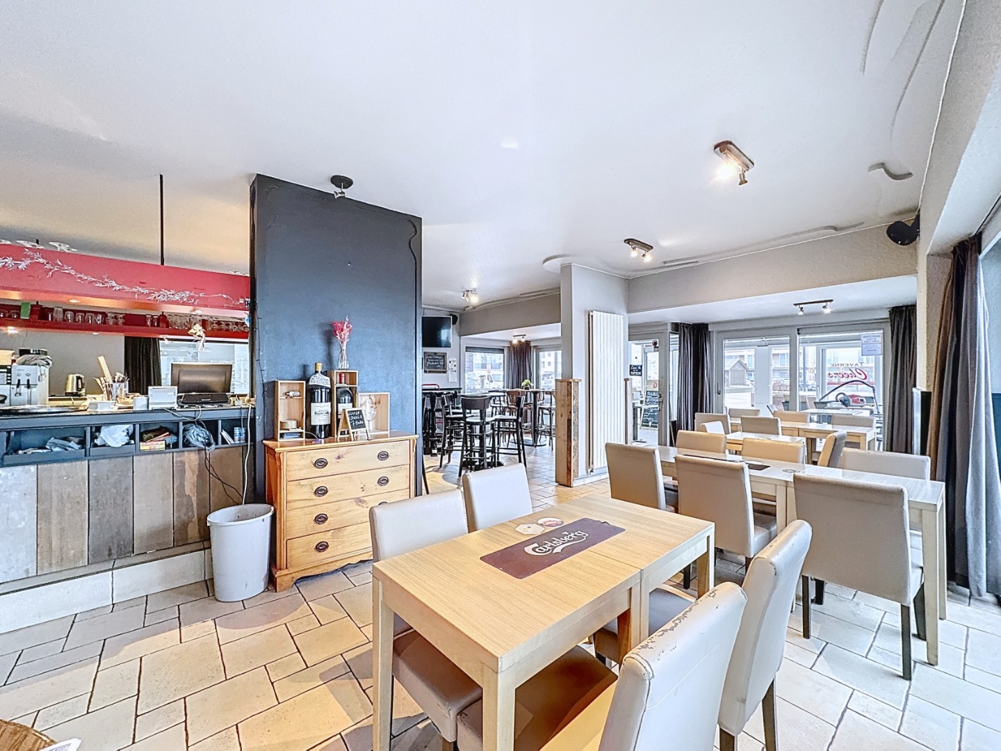 Uiterst gunstig gelegen horecazaak/handelspand 