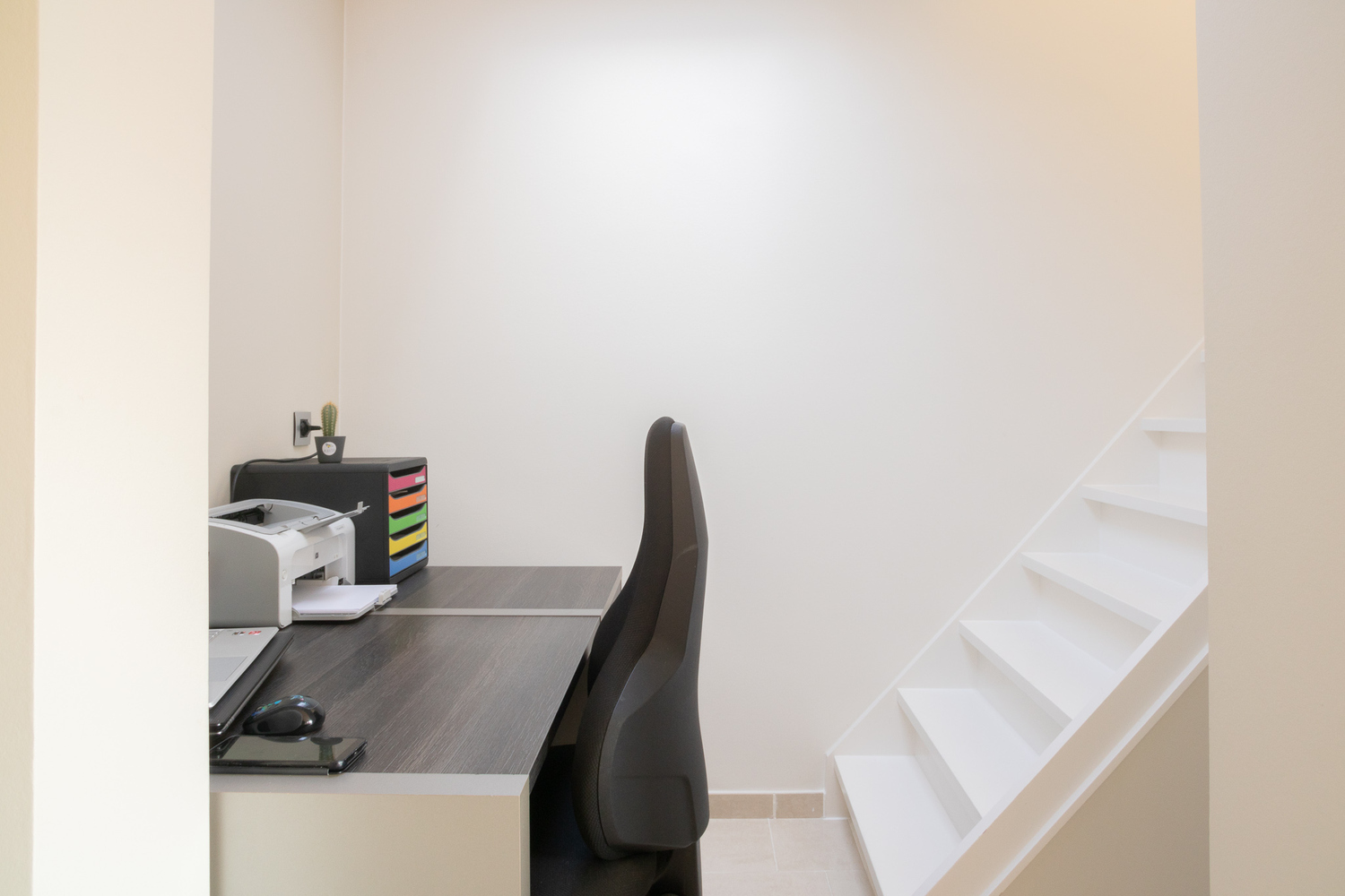 Subliem gelegen en knap gerenoveerd huis in het Sint-Annakwartier 