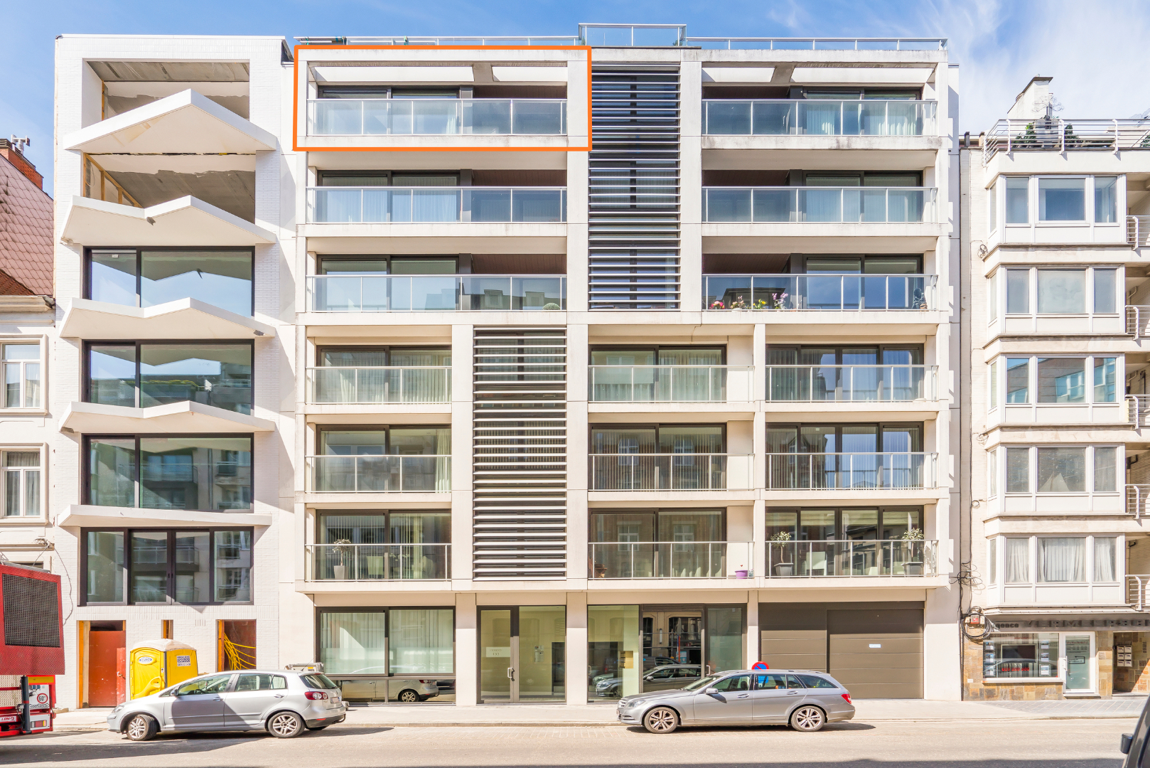 RUIM 2 SLAAPKAMER APP. MET TERRAS IN CENTRUM OOSTENDE 