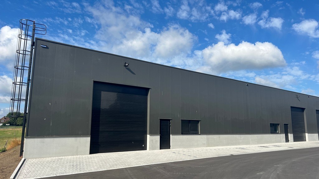 Nieuwbouw magazijnen en showroom te koop in MG Park Arsela in Tielt